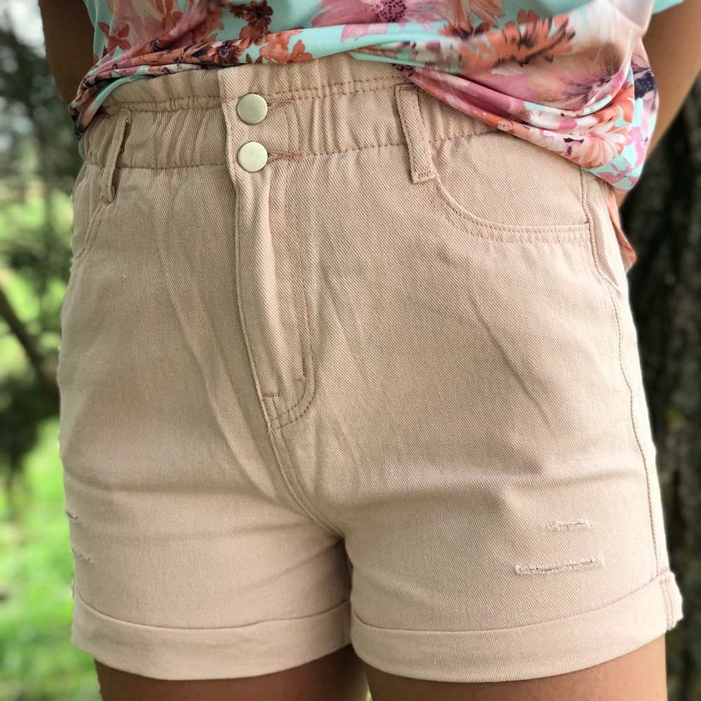 Vintage High Waist Distressed Pink Short